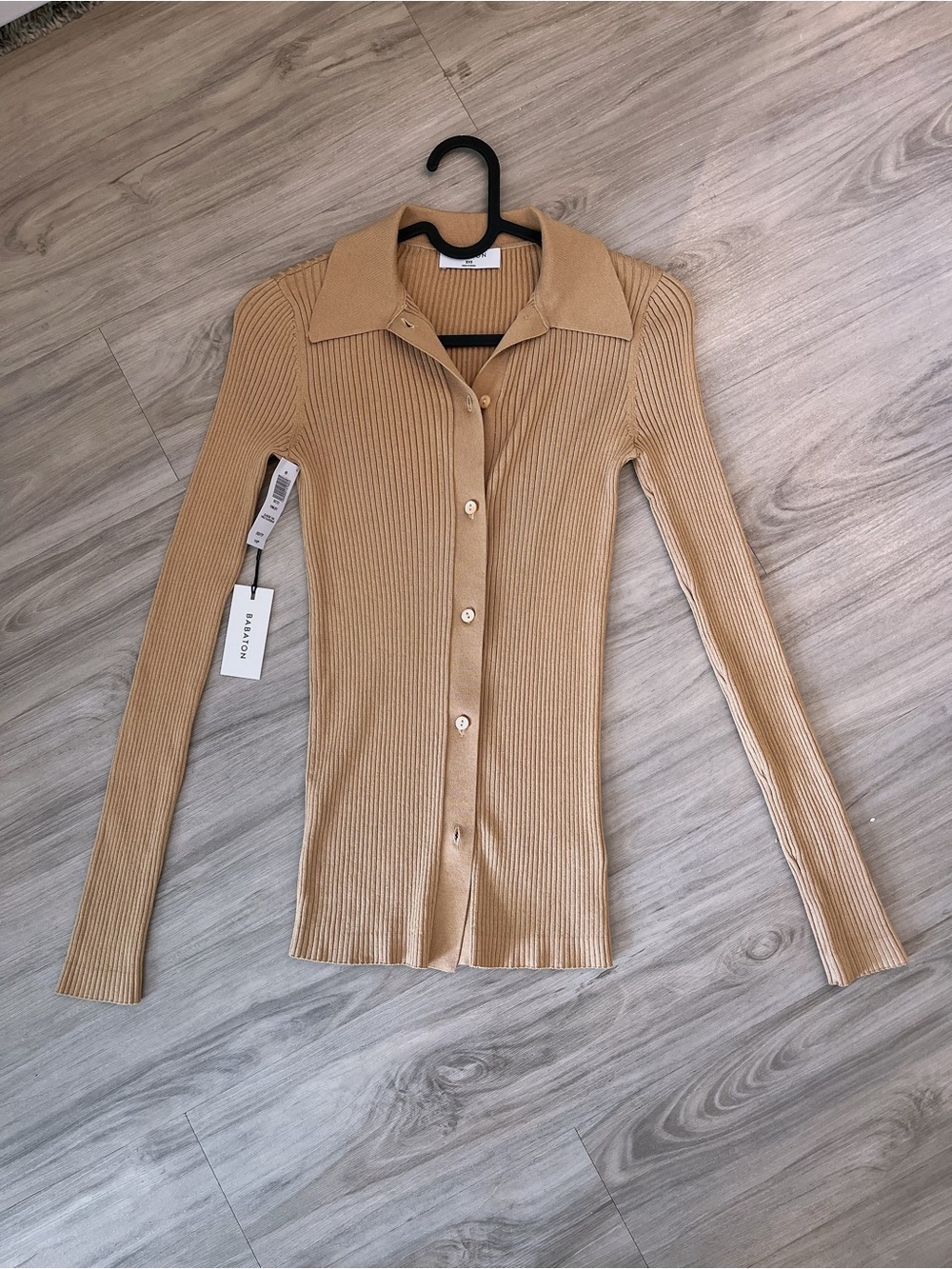 Aritzia Babaton Finley Camel Tan Ribbed Button Up Slinky Slim Cardigan